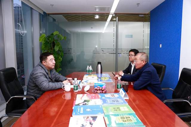 哈尔滨师范大学经管学院院长徐光教授莅临社科赛斯