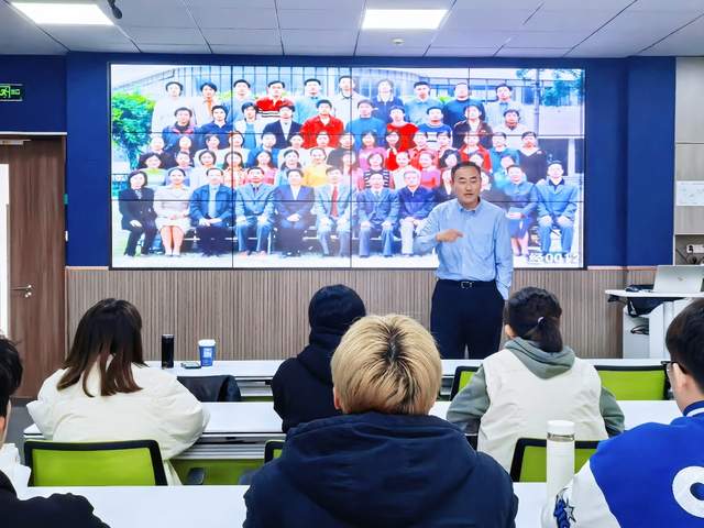 知行领航·企业导师系列讲座之一：《高质量发展下的绿色供应链管理》主题讲座顺利举办